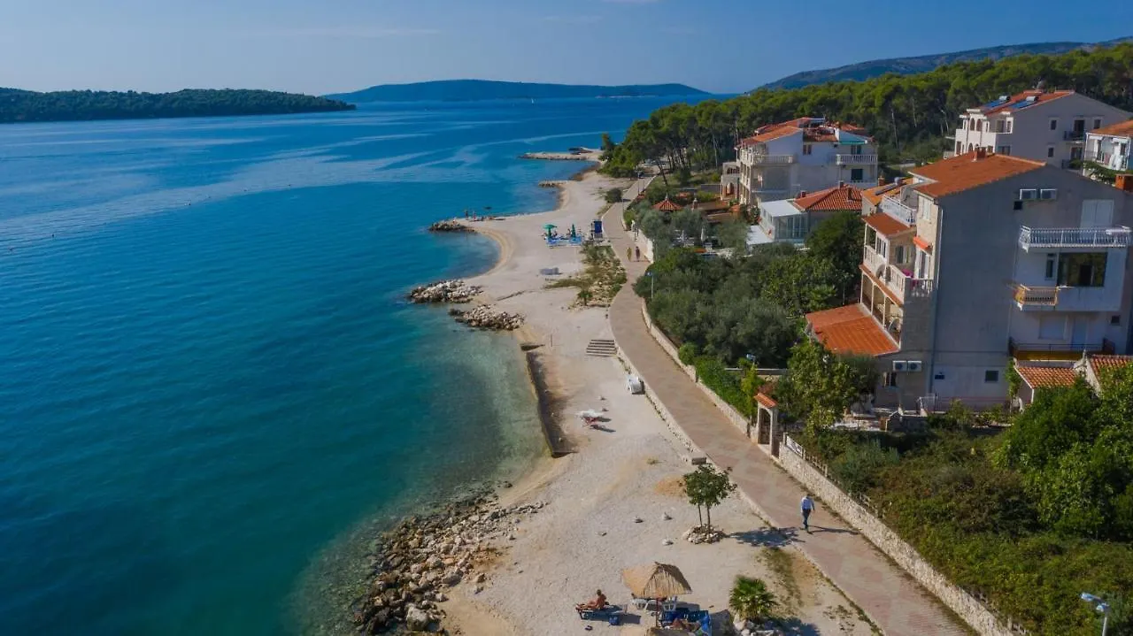 Apartments Marko Trogir 0*,