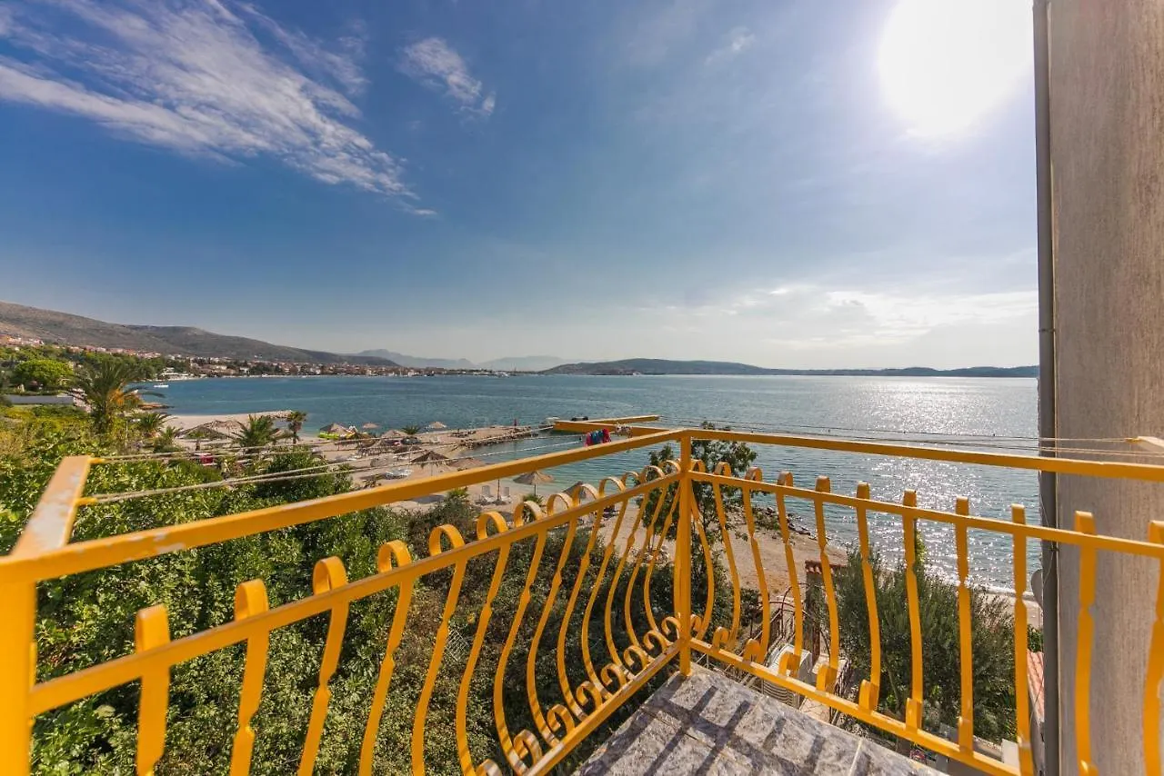 Apartments Marko Trogir