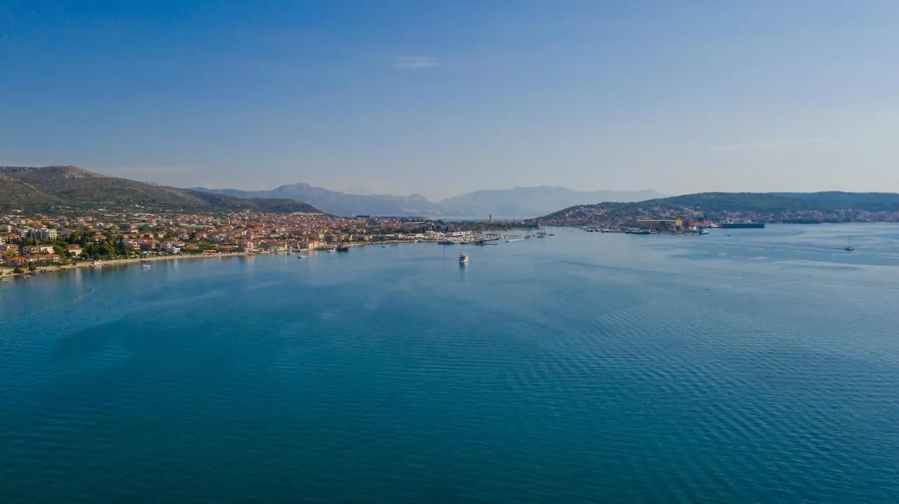 Apartments Marko Trogir 0*,