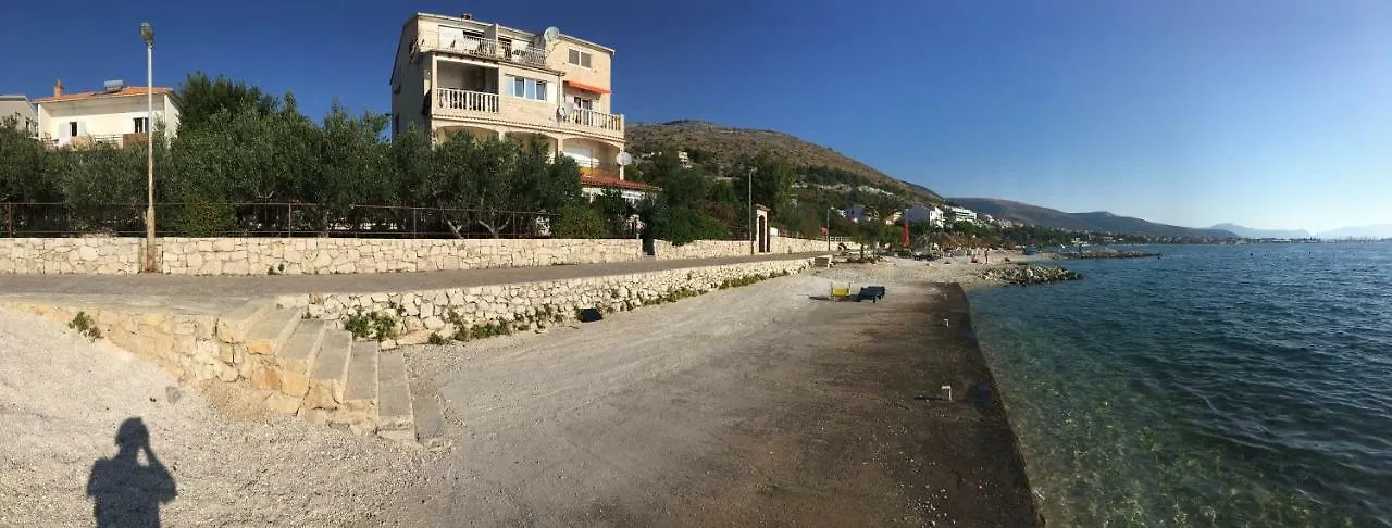 Apartments Marko Trogir